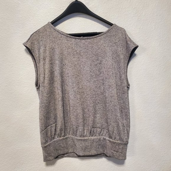 Banana Republic Silver Cap Sleeve top w/Open Back - size Medium - Picture 1 of 4